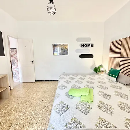Гостевой дом La Laja 4 *